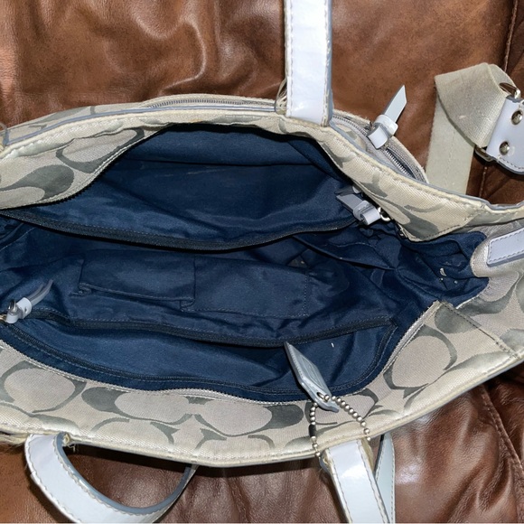 Authentic Coach Diaper bag - Picture 3 of 5